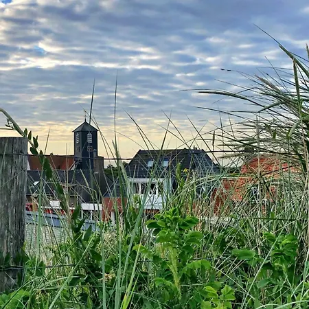 Tiny House In Ons Tuintje - Aan Zee Callantsoog