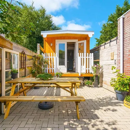 Tiny House In Ons Tuintje - Aan Zee Chalet Callantsoog