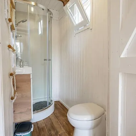 Tiny House In Ons Tuintje - Aan Zee