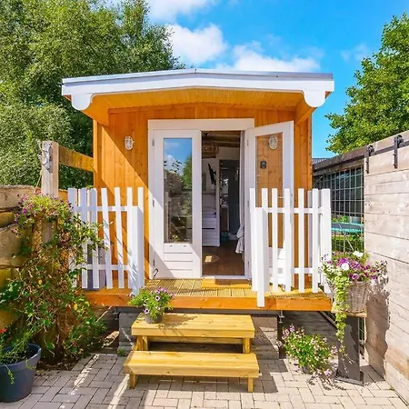Alpstuga Tiny House In Ons Tuintje - Aan Zee *